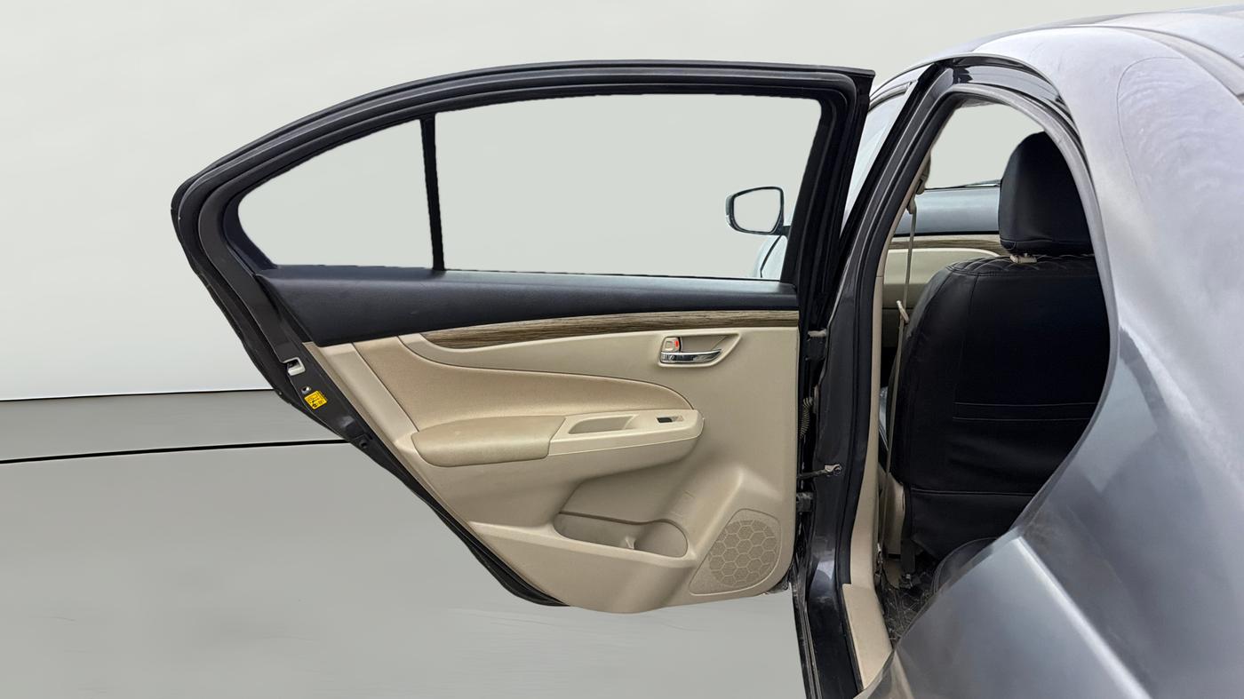 2024 Maruti Ciaz SIGMA 1.5 SHVS MT  PETROL, Petrol, Manual, 62,759 km, LHS Rear Door