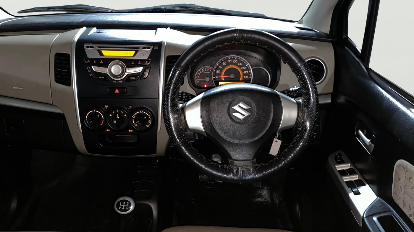 2014 Maruti Wagon R 1.0 VXI, Petrol, Manual, 24,927 km, Steering Wheel Close Up