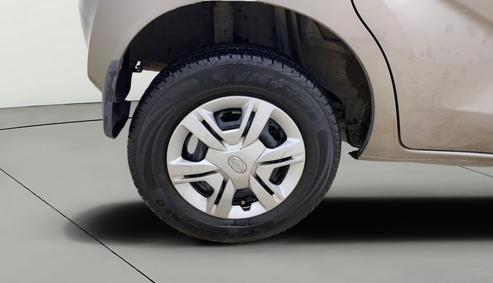 2019 Datsun Redi Go S, Petrol, Manual, 41,118 km, Right Rear Wheel