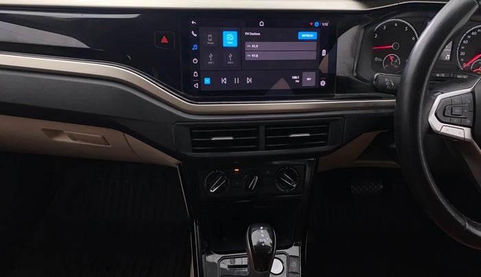 2022 Volkswagen VIRTUS HIGHLINE TSI 1.0 AT, Petrol, Automatic, 26,757 km, Air Conditioner