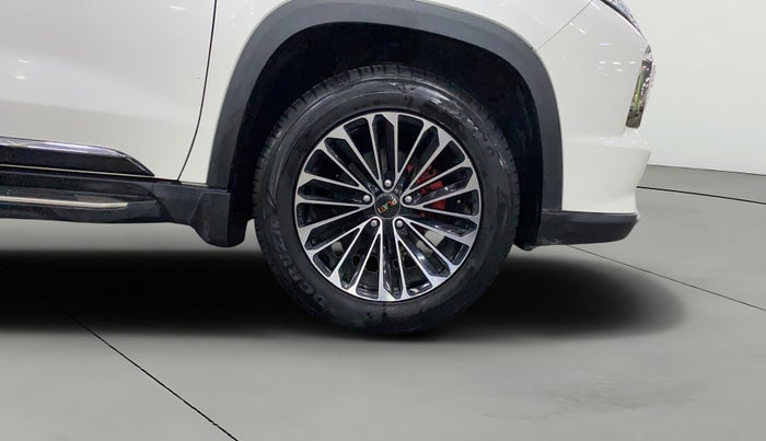 2023 Maruti Grand Vitara DELTA SMART HYBRID, Petrol, Manual, 22,083 km, Right Front Wheel