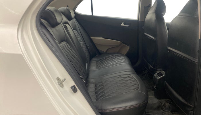 2016 Hyundai Xcent S 1.2 SPECIAL EDITION, Petrol, Manual, 74,812 km, Right Side Rear Door Cabin