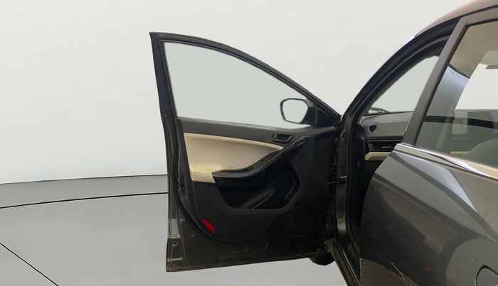 2024 Tata Curvv Creative 1.2 Petrol 7DCA, Petrol, Automatic, 17,564 km, LHS Front Door