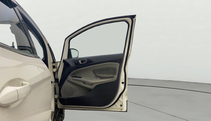 2014 Ford Ecosport TITANIUM 1.5L DIESEL, Diesel, Manual, 1,24,191 km, RHS Front Door