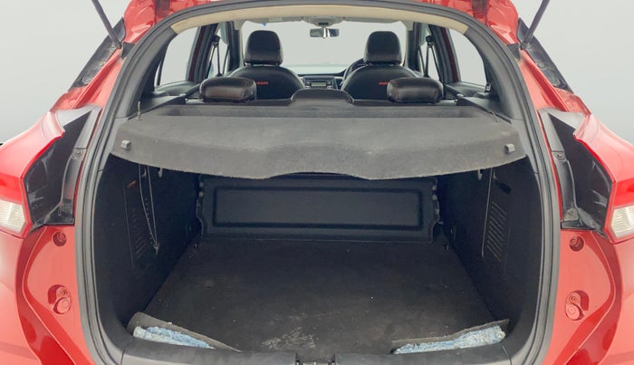 2019 Nissan Kicks XL 1.5, Petrol, Manual, 75,945 km, Boot Open Zoomed View