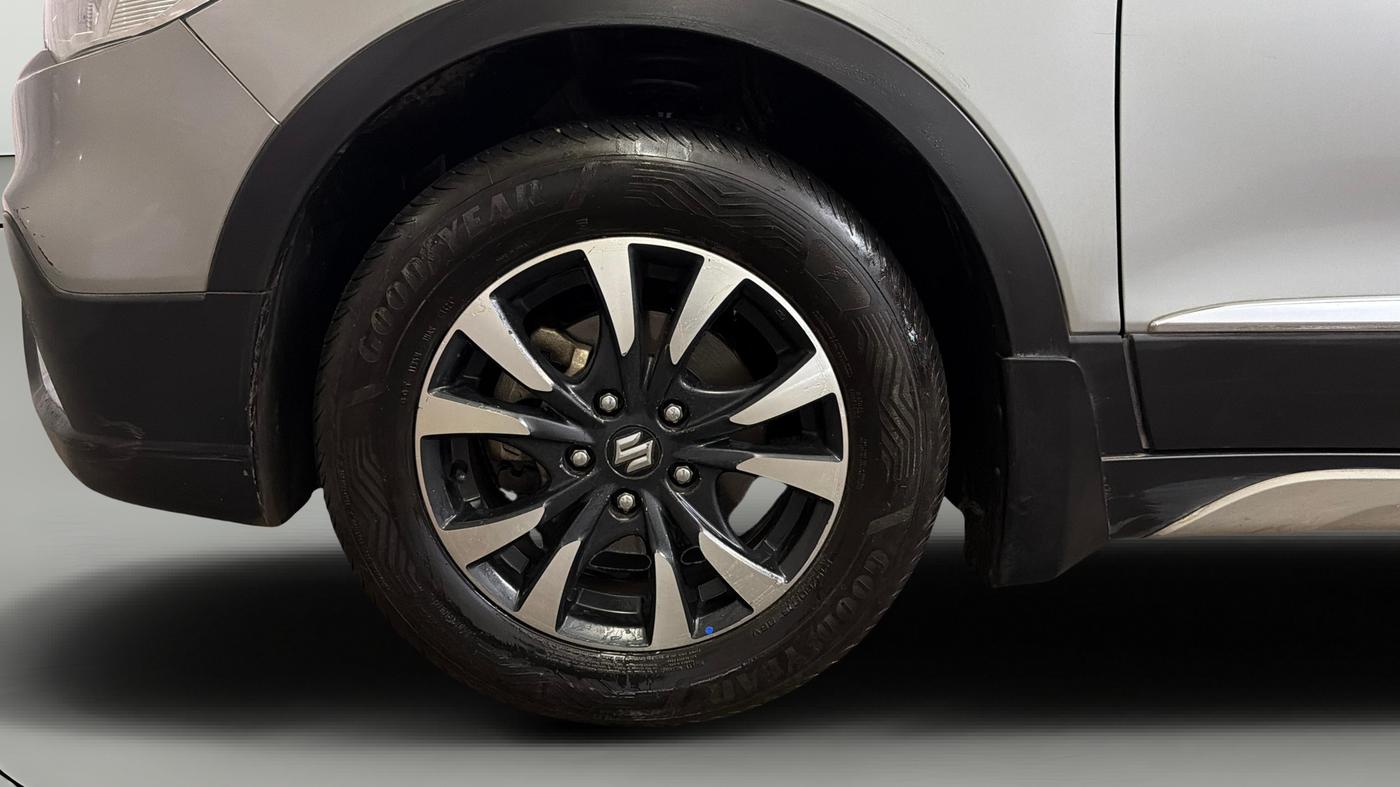 2022 Maruti S Cross ZETA 1.5, Petrol, Manual, 91,379 km, Left Front Wheel
