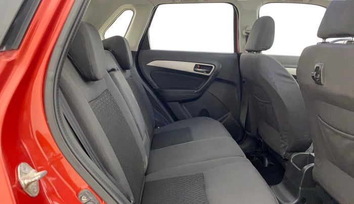 2017 Maruti Vitara Brezza ZDI, Diesel, Manual, 85,364 km, Right Side Rear Door Cabin