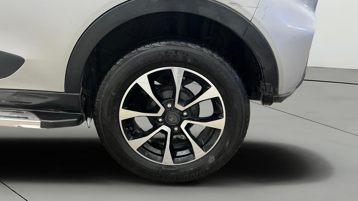 2020 Tata NEXON XZ PLUS PETROL, Petrol, Manual, 17,305 km, Left Rear Wheel