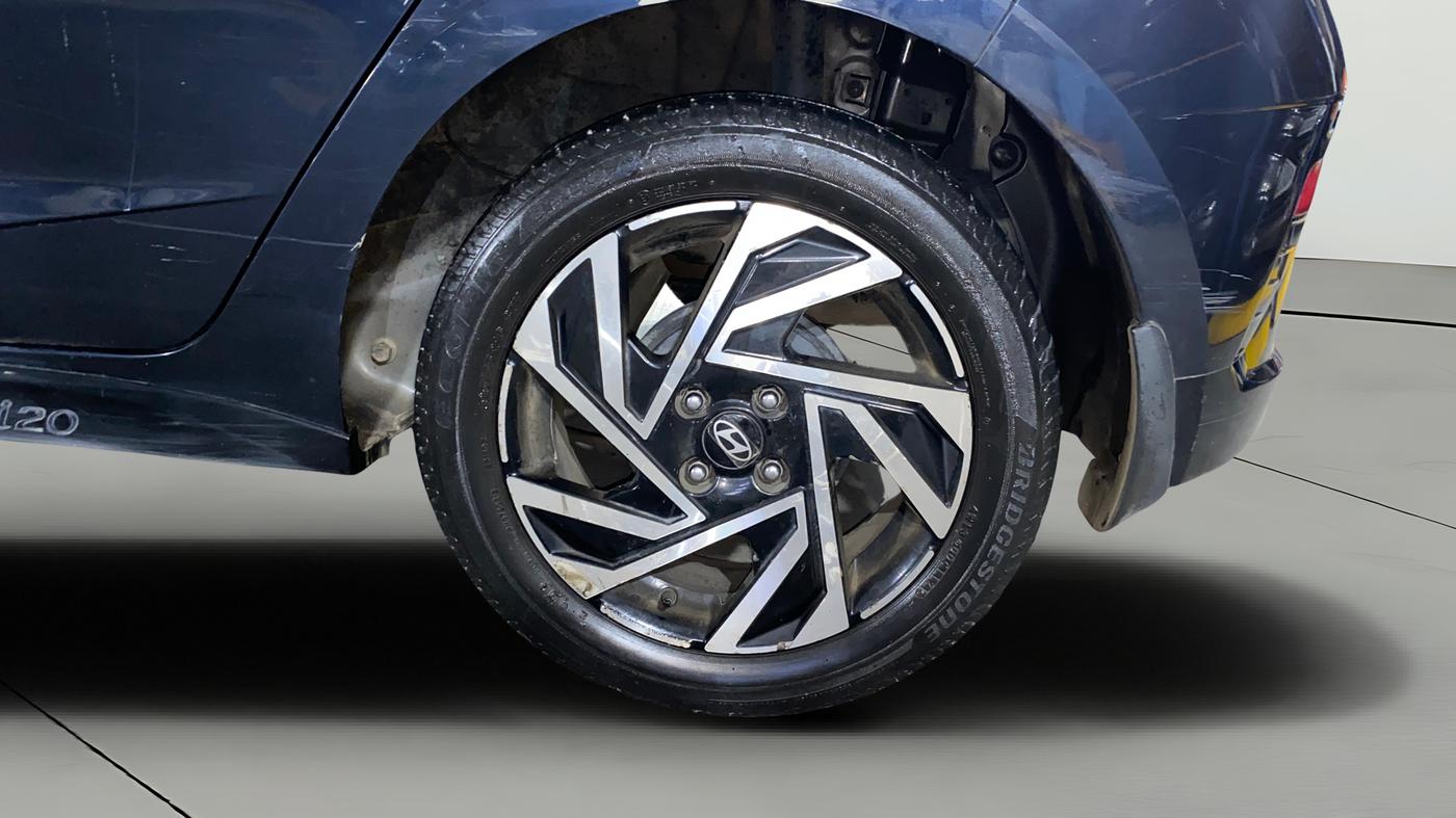2025 Hyundai NEW I20 ASTA 1.2 MT, Petrol, Manual, 49,110 km, Left Rear Wheel