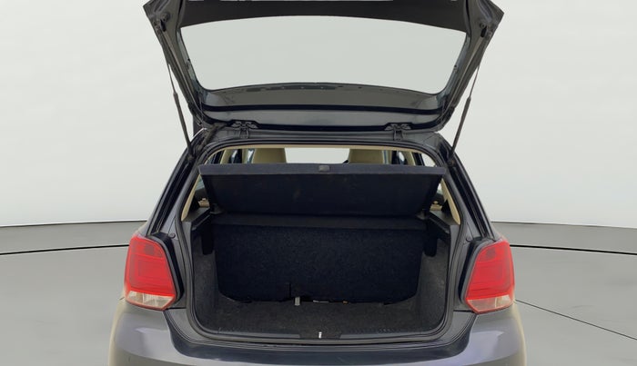 2016 Volkswagen Polo HIGHLINE 1.0L, Petrol, Manual, 58,567 km, Boot Open Zoomed View