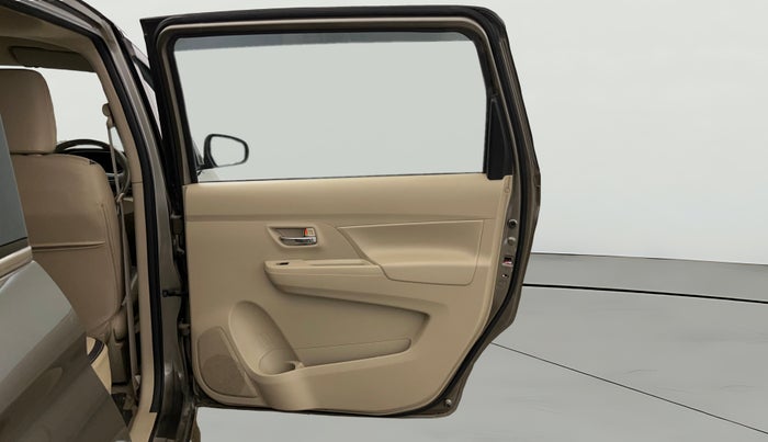 2020 Maruti Ertiga VXI CNG, CNG, Manual, 28,202 km, RHS Rear Door