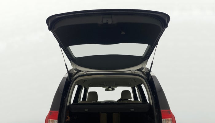 2016 Skoda Yeti STYLE 4X4, Diesel, Manual, 1,46,970 km, Boot Door Open