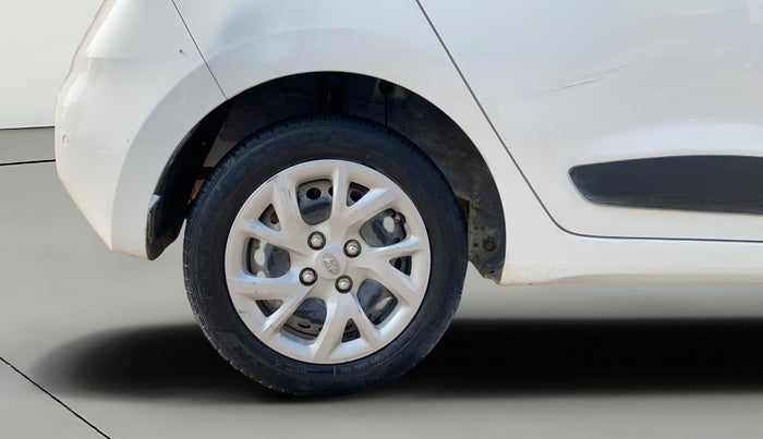 2019 Hyundai Grand i10 SPORTZ 1.2 KAPPA VTVT, Petrol, Manual, 24,267 km, Right Rear Wheel