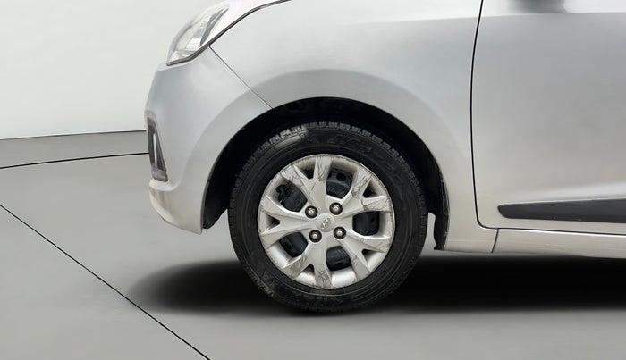 2015 Hyundai Grand i10 SPORTZ 1.2 KAPPA VTVT, CNG, Manual, 1,16,099 km, Left Front Wheel