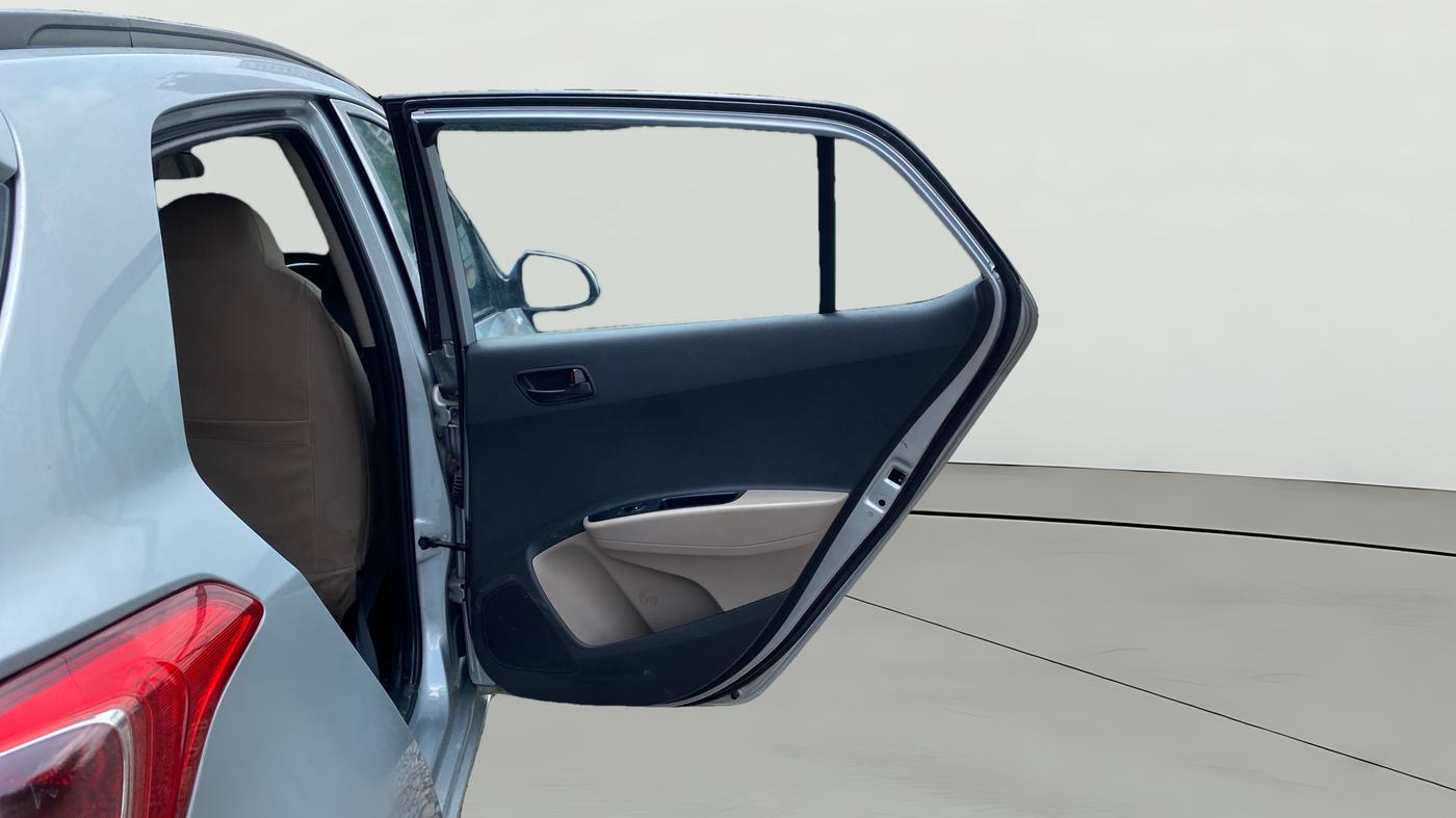 2018 Hyundai Grand i10 MAGNA AT 1.2 KAPPA VTVT, Petrol, Automatic, 25,209 km, RHS Rear Door