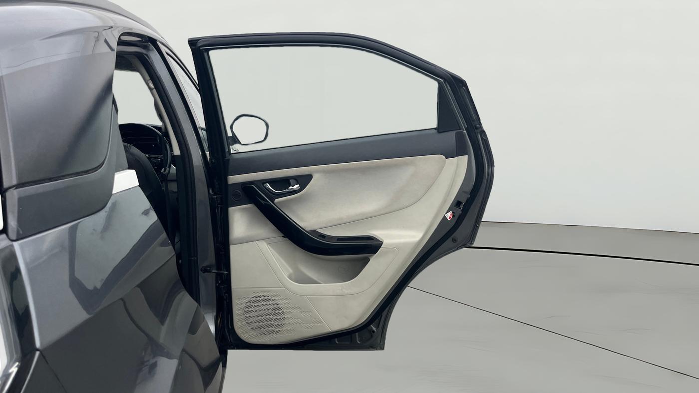 2021 Tata NEXON XZA PLUS (O) PETROL, Petrol, Automatic, 68,893 km, RHS Rear Door
