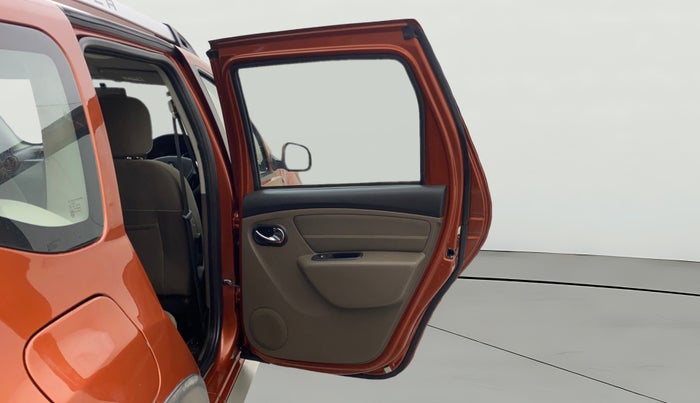 2018 Renault Duster 110 PS RXZ 4X2 AMT DIESEL, Diesel, Automatic, 66,671 km, RHS Rear Door
