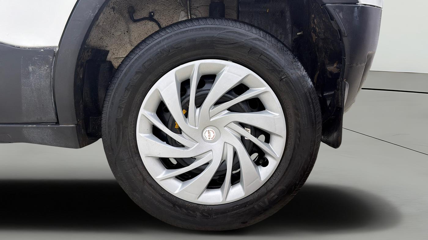 2024 Tata PUNCH ACCOMPLISHED MT CNG, CNG, Manual, 89,445 km, Left Rear Wheel