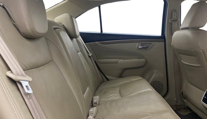 2019 Maruti Ciaz ALPHA  AT 1.5 SHVS PETROL, Petrol, Automatic, 61,903 km, Right Side Rear Door Cabin