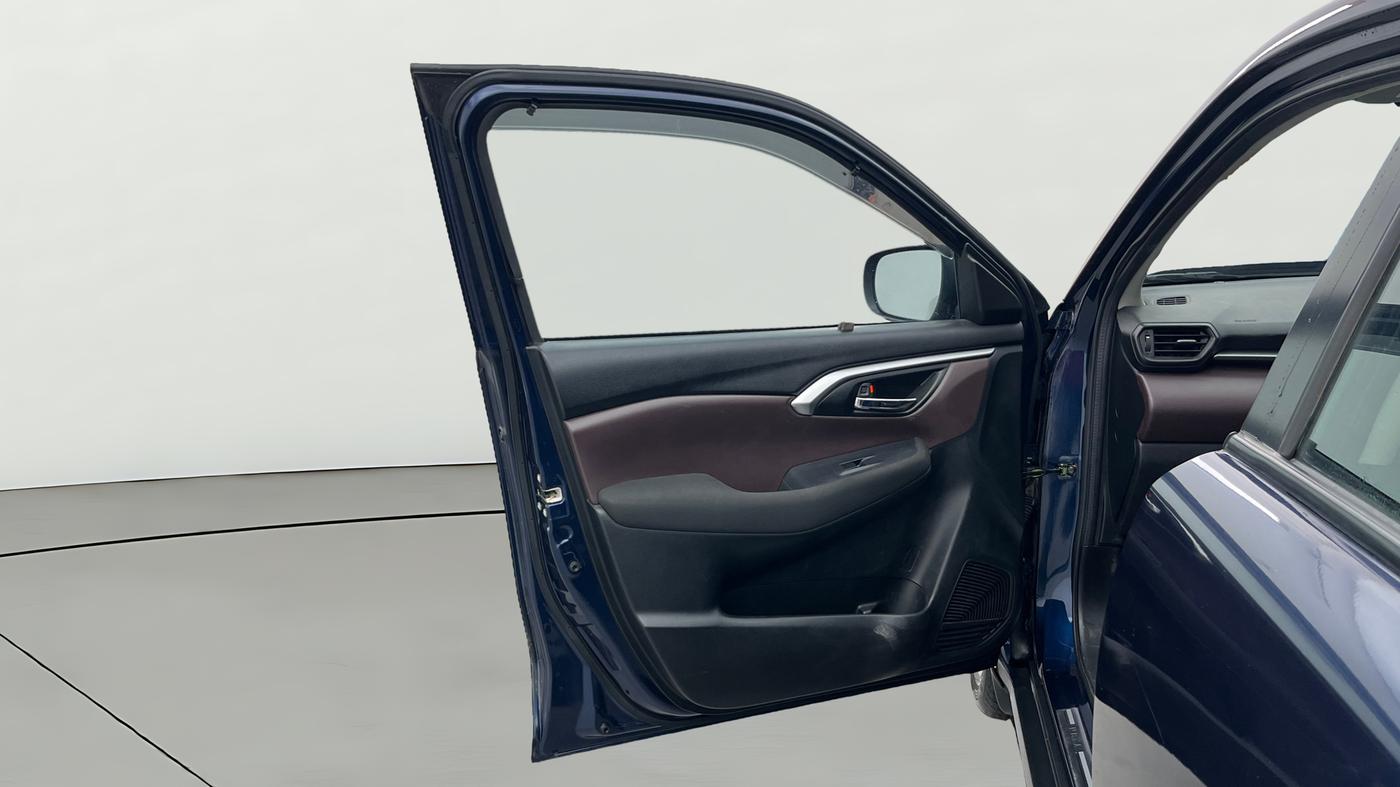 2024 Maruti Grand Vitara SIGMA SMART HYBRID, Petrol, Manual, 17,861 km, LHS Front Door