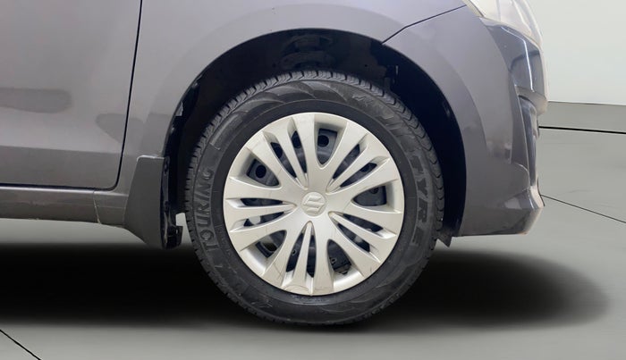 2015 Maruti Ertiga VDI, Diesel, Manual, 96,863 km, Right Front Wheel