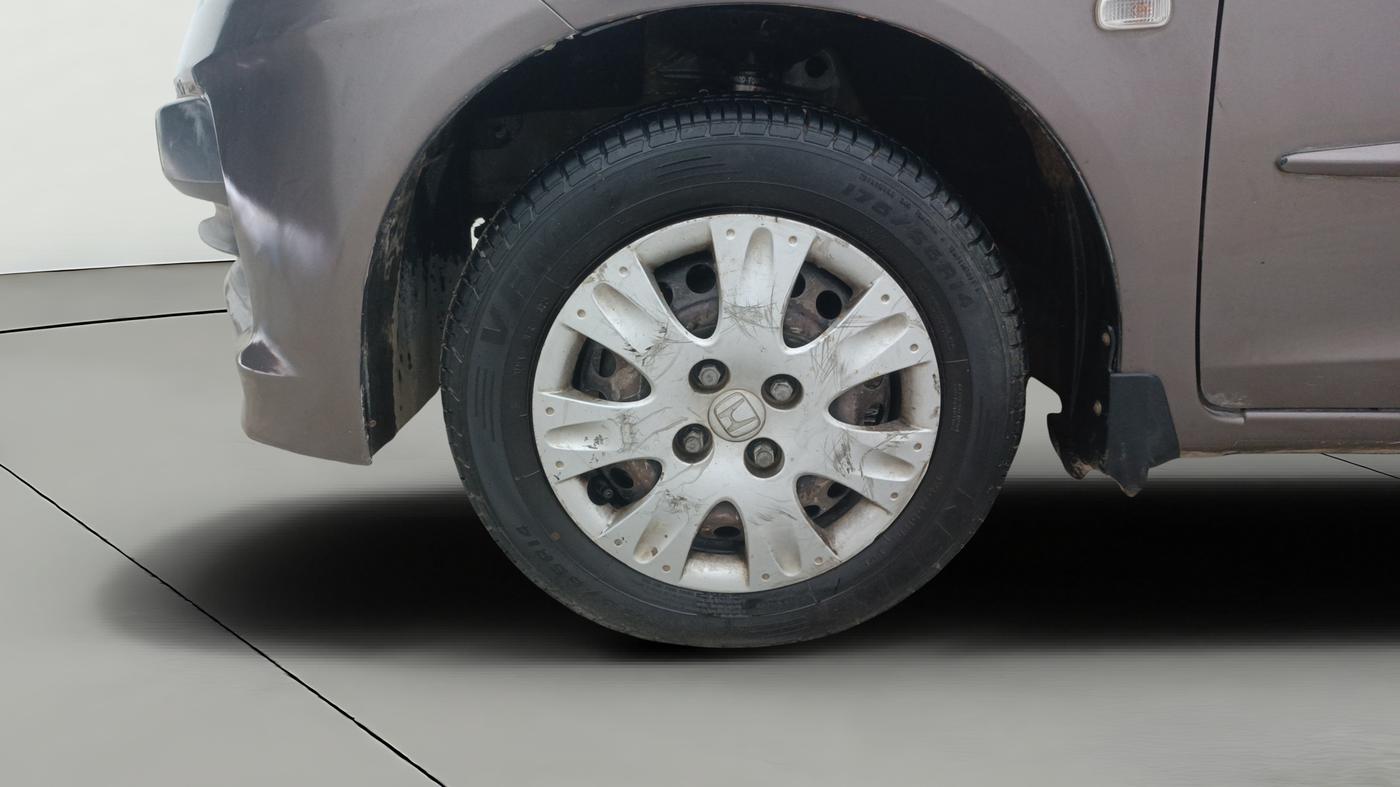 2014 Honda Brio S MT, Petrol, Manual, 86,246 km, Left Front Wheel