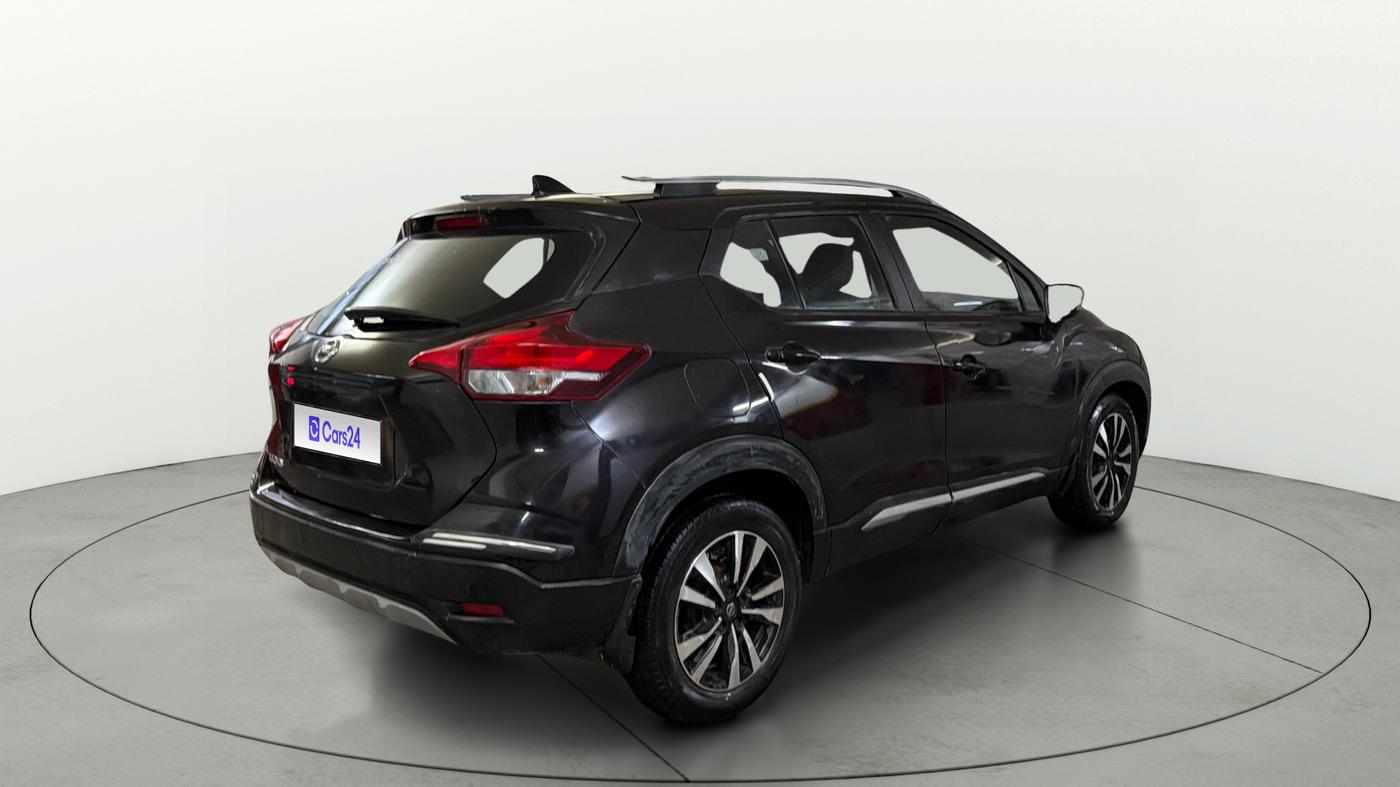 2022 Nissan Kicks XV 1.5, Petrol, Manual, 49,244 km, Right Back Diagonal
