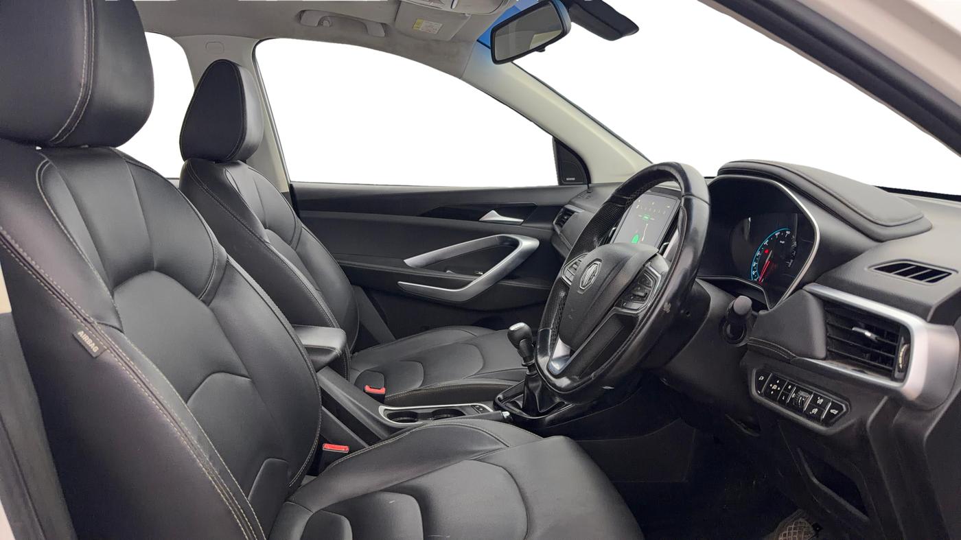 2019 MG HECTOR SHARP HYBRID 1.5 PETROL, Petrol, Manual, 61,573 km, Right Side Front Door Cabin