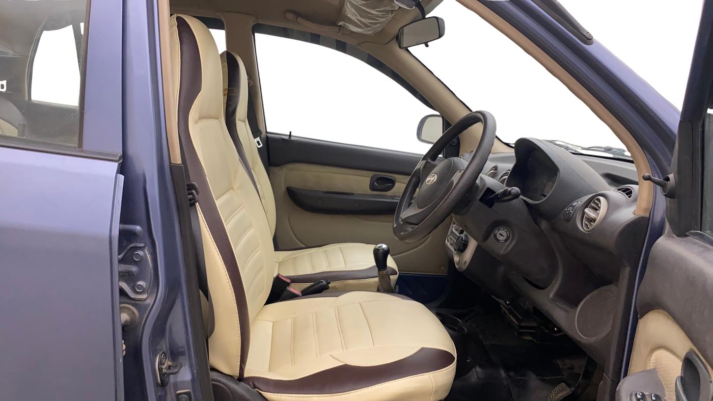2013 Hyundai Santro Xing GLS, Petrol, Manual, 64,321 km, Right Side Front Door Cabin