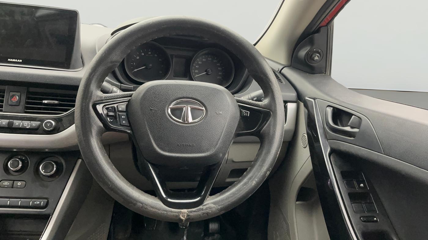 2019 Tata NEXON XM PETROL, CNG, Manual, 59,739 km, Steering Wheel Close Up
