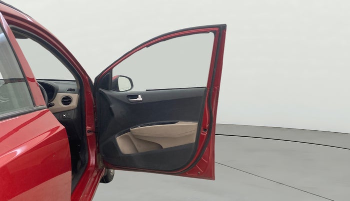 2018 Hyundai Grand i10 SPORTZ AT 1.2 KAPPA VTVT, CNG, Automatic, 89,847 km, RHS Front Door