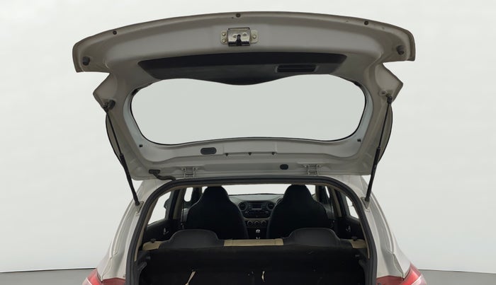 2015 Hyundai Grand i10 SPORTZ 1.2 KAPPA VTVT, Petrol, Manual, 51,607 km, Boot Door Open