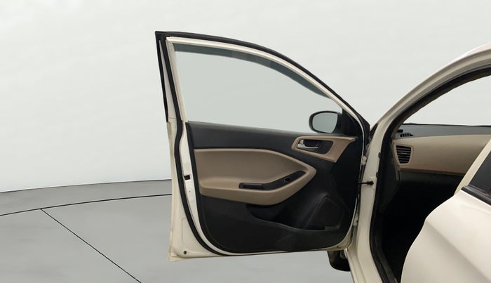 2018 Hyundai Elite i20 MAGNA EXECUTIVE 1.2, CNG, Manual, 73,543 km, LHS Front Door