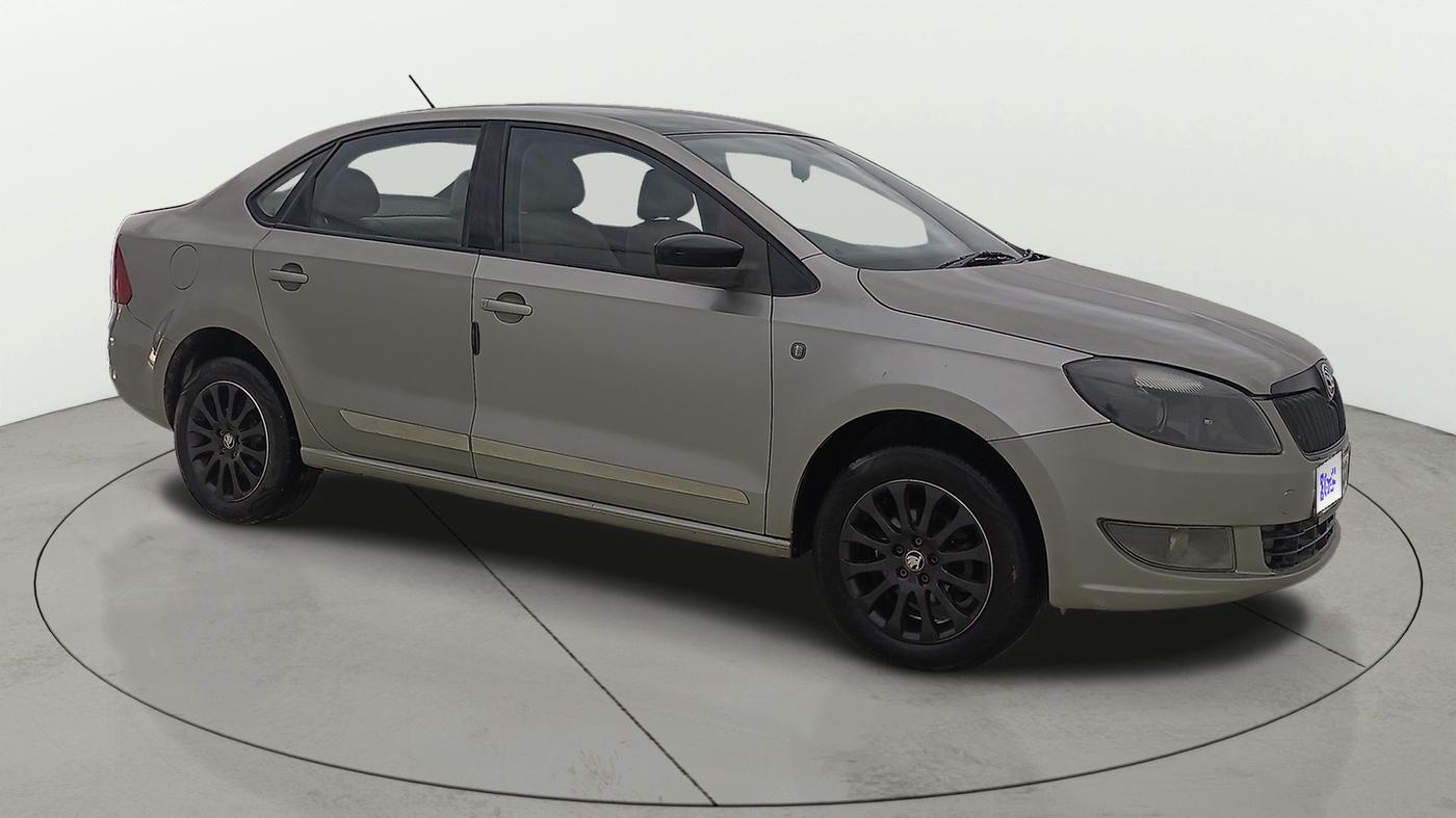 2015 Skoda Rapid ELEGANCE 1.6 MPI MT, Petrol, Manual, 98,452 km, SRP
