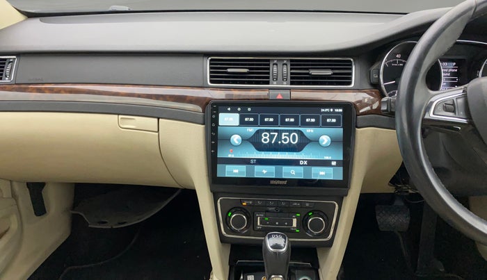 2014 Skoda Superb ELEGANCE 1.8 TSI AT, Petrol, Automatic, 64,620 km, Air Conditioner