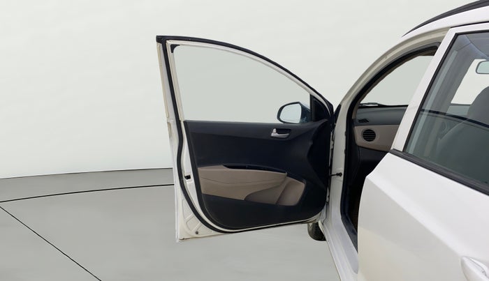 2015 Hyundai Grand i10 SPORTZ 1.2 KAPPA VTVT, Petrol, Manual, 53,268 km, LHS Front Door