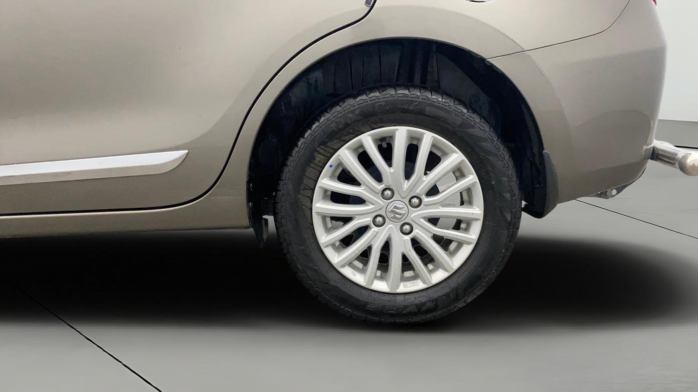 2024 Maruti Dzire ZXI CNG, CNG, Manual, 19,618 km, Left Rear Wheel