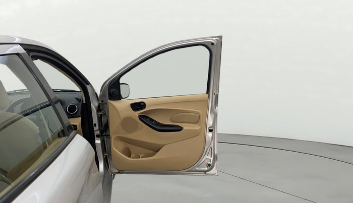 2017 Ford Figo Aspire TITANIUM1.5 DIESEL, Diesel, Manual, 58,079 km, RHS Front Door