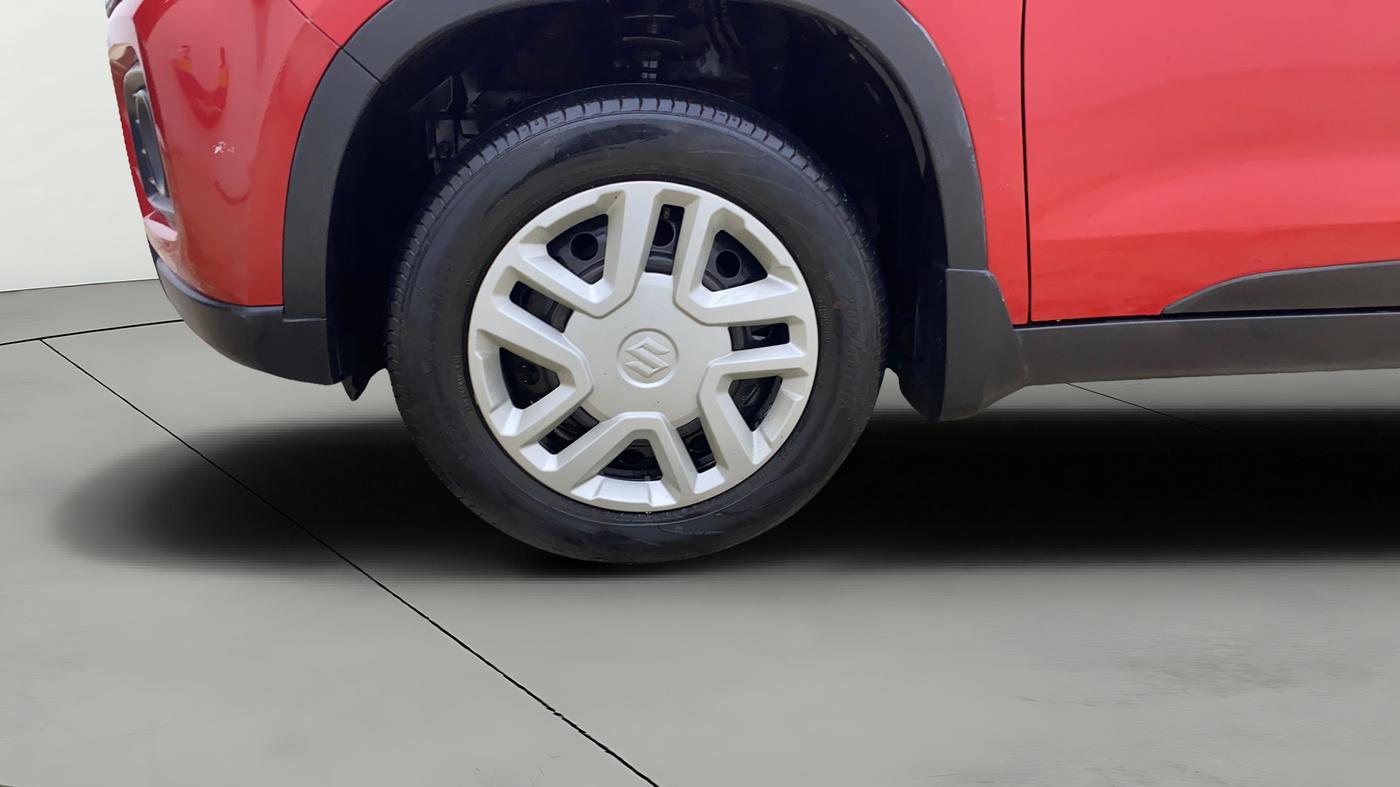 2022 Maruti Vitara Brezza VXI AT SHVS, Petrol, Automatic, 17,022 km, Left Front Wheel