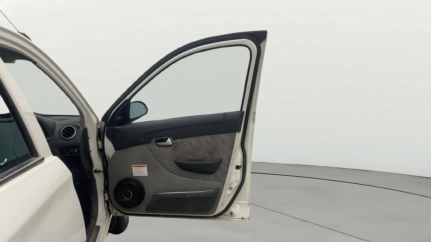 2018 Maruti Alto 800 LXI CNG, CNG, Manual, 69,702 km, RHS Front Door
