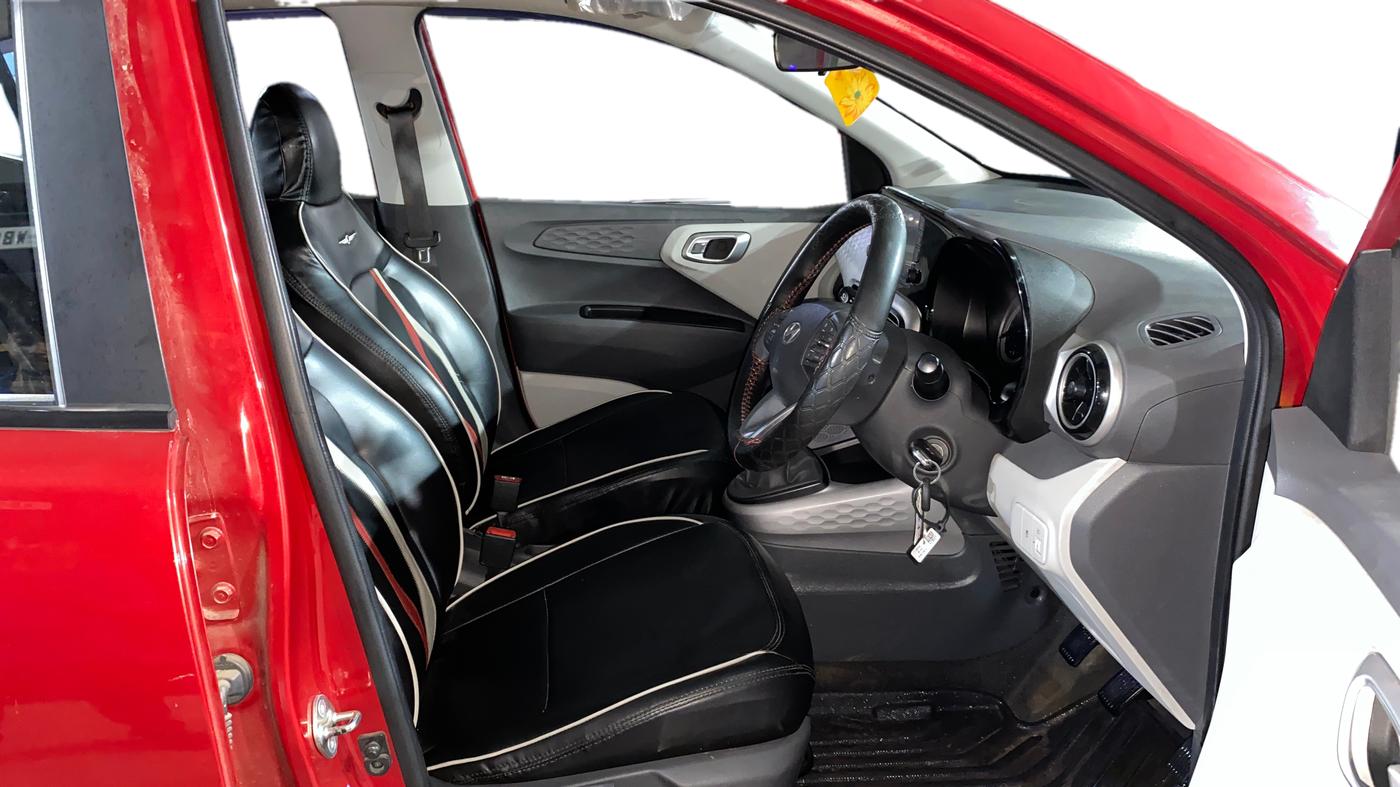 2023 Hyundai GRAND I10 NIOS SPORTZ 1.2 KAPPA VTVT, Petrol, Manual, 15,365 km, Right Side Front Door Cabin