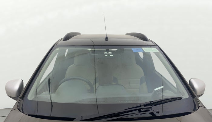 2017 Renault Kwid RXT 1.0 AMT, Petrol, Automatic, 29,536 km, Front Windshield