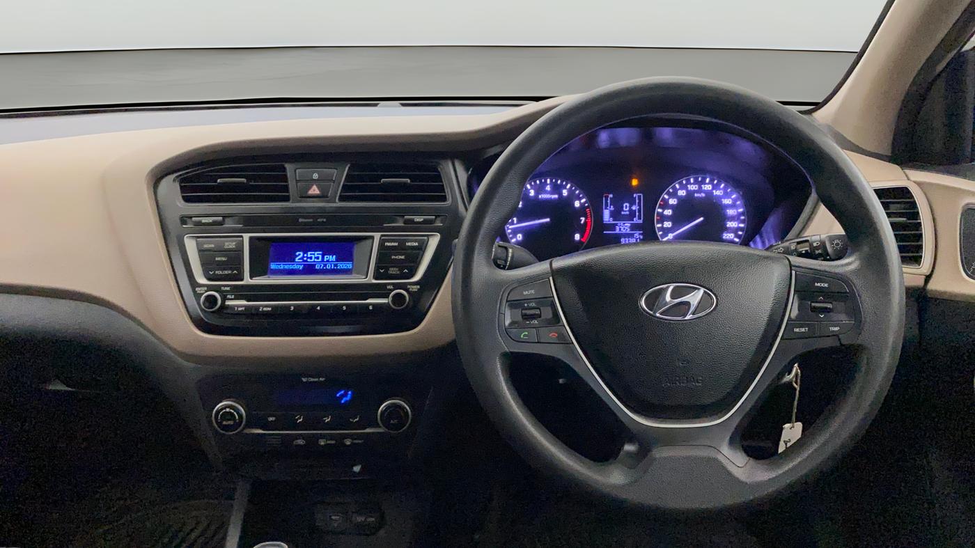 2016 Hyundai Elite i20 SPORTZ 1.2, Petrol, Manual, 93,390 km, Steering Wheel Close Up