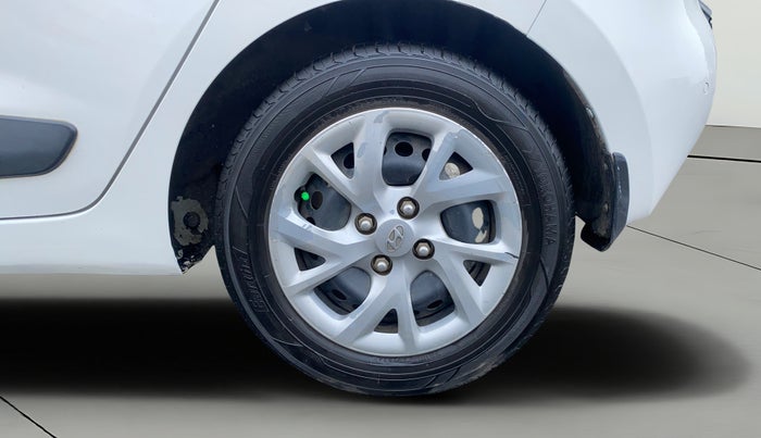 2017 Hyundai Grand i10 SPORTZ (O) 1.2 KAPPA VTVT, Petrol, Manual, 67,512 km, Left Rear Wheel