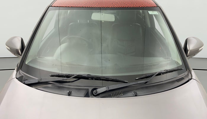 2017 Maruti Swift ZXI, Petrol, Manual, 40,771 km, Front Windshield