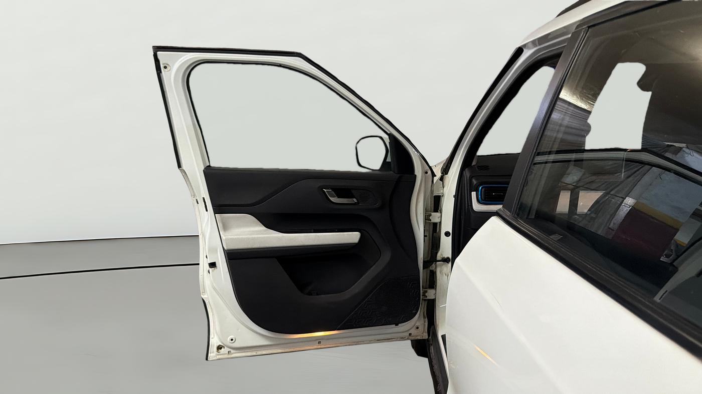 2022 Tata PUNCH CREATIVE  AMT, Petrol, Automatic, 37,616 km, LHS Front Door