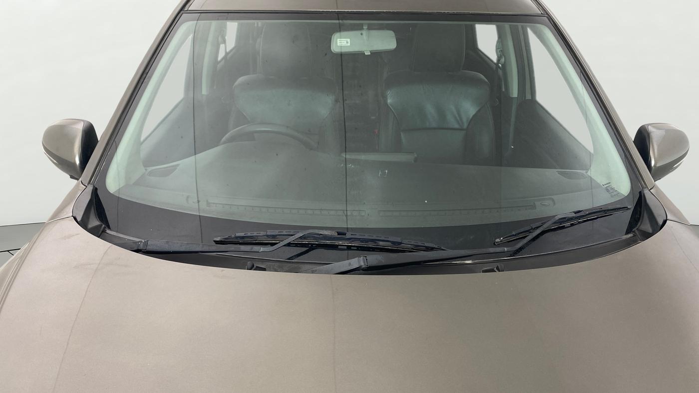 2020 Maruti XL6 ALPHA MT, Petrol, Manual, 73,537 km, Front Windshield