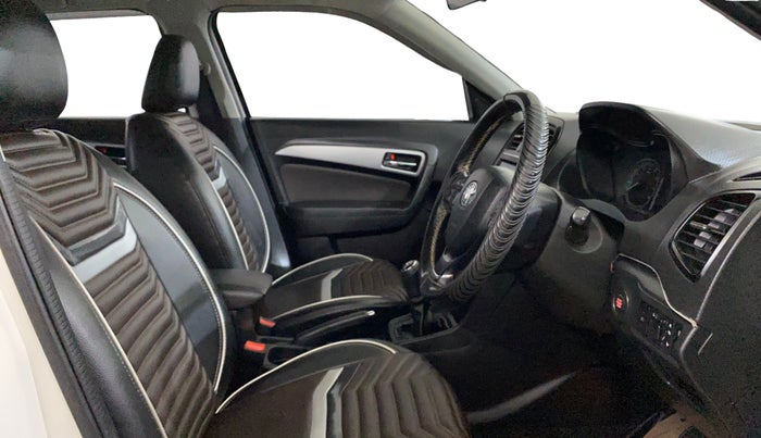 2022 Toyota URBAN CRUISER HIGH GRADE MT, Petrol, Manual, 25,190 km, Right Side Front Door Cabin