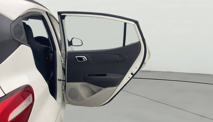 2022 Hyundai GRAND I10 NIOS SPORTZ AMT 1.2 KAPPA VTVT, Petrol, Automatic, 68,798 km, RHS Rear Door