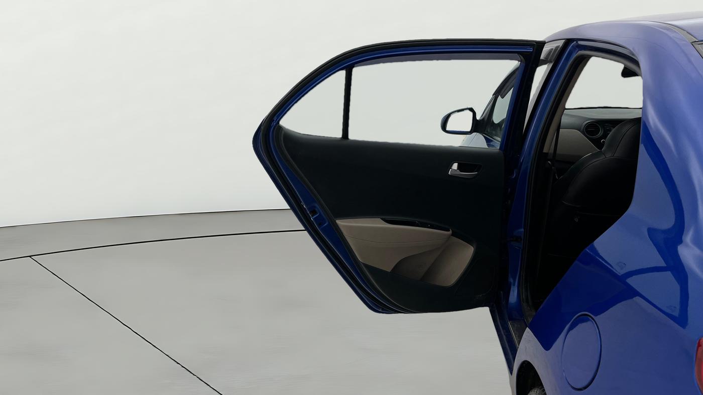 2015 Hyundai Xcent SX AT 1.2 (O), Petrol, Automatic, 63,320 km, LHS Rear Door